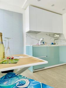 AMBER APARTMENTS - FRESH STUDIO