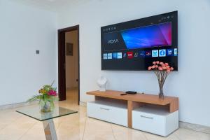 Modern 3 Bed Spacious Apartments