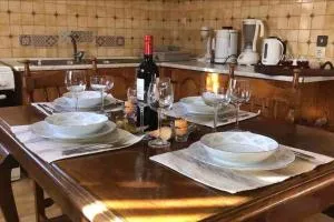 Earthly Paradise - Ambelókipoi