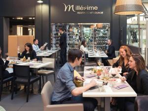 Hotels Mercure Paris Porte De Versailles Expo : photos des chambres