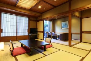 Beautiful Japanese Garden Kagetsu