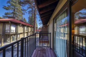 Charming Studio Deluxe wkitchen #215 at Donner Lake Village