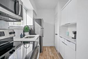 Stylish Miami 1BR Escape