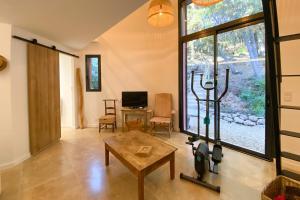 Villas Luxury Villa with no overlooking 8 Guests - Lake View & Private Pool : photos des chambres