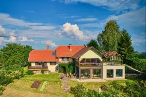 Podhamer Wellness Vineyard Cottages - Happy Rentals - 维尔兹