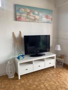 Nice Apt In Front Of The Marina In Grimaud