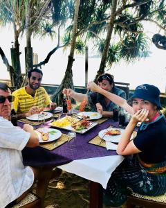 Sumadai Beach Hotel