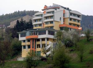 Хотел Дикас