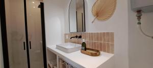 Appartements Studio confortable dans un jardin au calme : photos des chambres