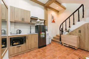 Hi-Home HanoiCenter Big Group-4BRs 2mins to HoanKiem Lake