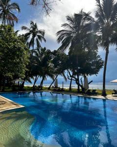 Beach Front Spacious Apartment with Oceanview -- Lantana Galu Beach Apartment