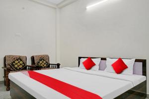 OYO Flagship Archana Paying Guest House