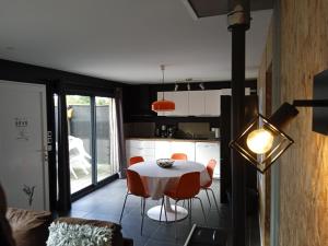 Gite atypique calme en centre ville avec option spa