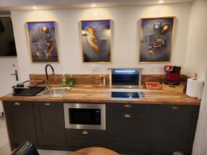 Appartements Love Room romantique avec Jacuzzi 2 places : photos des chambres
