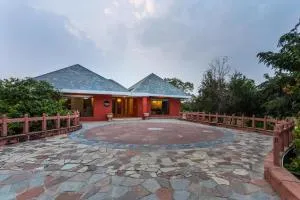 LohonoStays Villa Morbaugh at Kothari Gadh - Dahmi