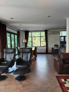 แกรนด์ฮิลล์ เฮาส์ Grandhill house