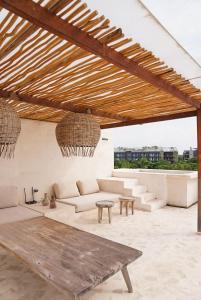 Arrova Bali Berawa, Canggu by Blacksand