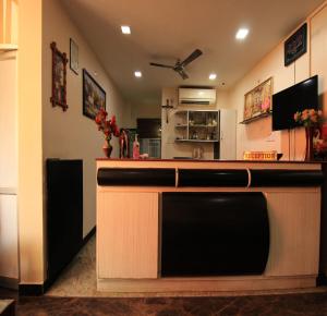 Hotel Rathnavel Towers