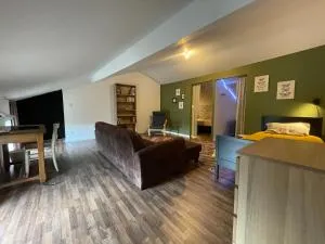 Appartement Cosy sous les toits - Varambon