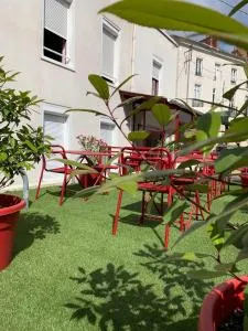 夏多布里昂洛吉酒店 - 埃德尔河畔拉沙佩勒