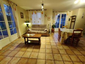 Camping La Garenne De Moncourt