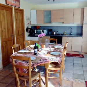 Camping La Garenne De Moncourt