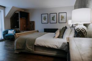 Superior King Room room in The Ferry House Inn