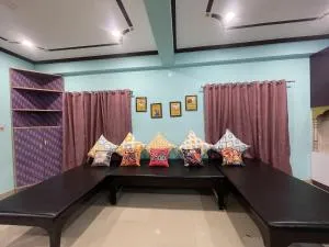 Hashtag Traveller's Ayodhya - Sultānpur