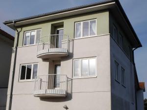j Strandstr 28-30b