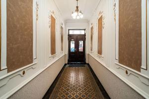 Oriental Touch River Apartment