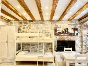 charli chaplin - Njeguši