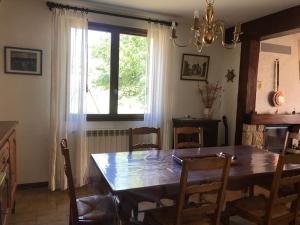 Maisons de vacances Comme chez Mamie, maison entiere 1-6 personnes : photos des chambres