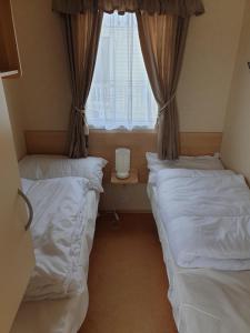 3 bed static caravan