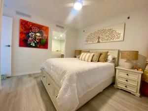 Oceanfront Family Apartment Pool & BBQ