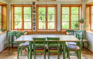 2 Bedroom Nice Home In Fjälkinge