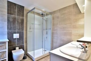 Maisons de vacances Maison Castine - Maison pour 6 : photos des chambres