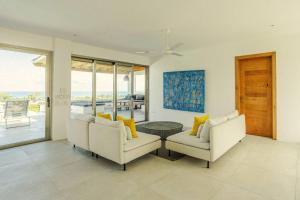 Unbeatable Oceanview 600m2 - 5 min to the Beach