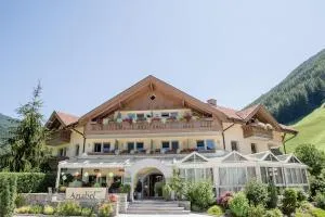 Alpine Life Hotel Anabel - 瓦尔奥纳的圣乔凡尼