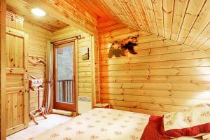Maisons de vacances Le Chant de la Riviere - Chalet 3 etoiles pour 8 personnes : photos des chambres
