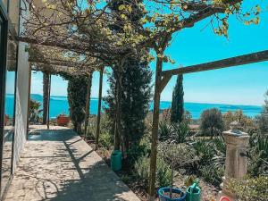 Casa Agave, Ferienhaus am Gardasee mit Pool & View