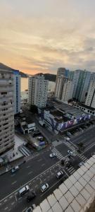 AP frente a praia com vista do mar