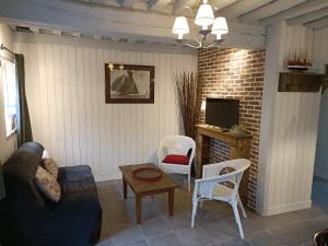 Maisons de vacances Lovely cottage in Honfleur center : photos des chambres