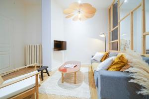 Parisuites Central Canal Saint Martin Luxe & Chic & Cosy