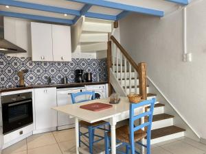 665 - Maison en pierre sur les hauteurs de Tu Es Roc, à Erquy