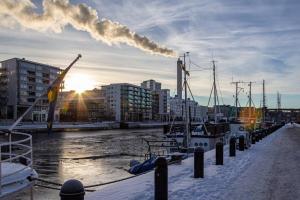 Simple studio in trendy Södermalm - construction work