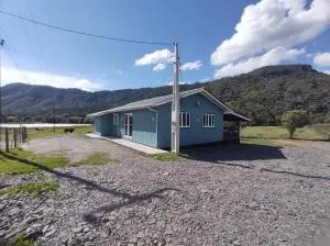 Casa Alto Canoas - Aiuré