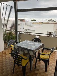 APPARTAMENTO con TERRAZZA SUL MARE