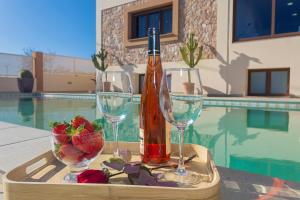 Villa near ibiza Town Sleeps 1416