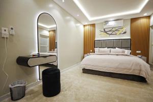 شقة فندقية دخول ذكي العقيق