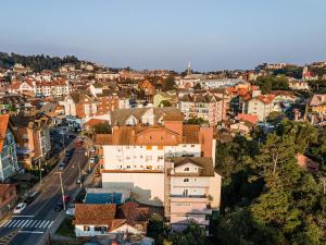 500 metros, Rua Coberta Centro - Residencial Scheifler